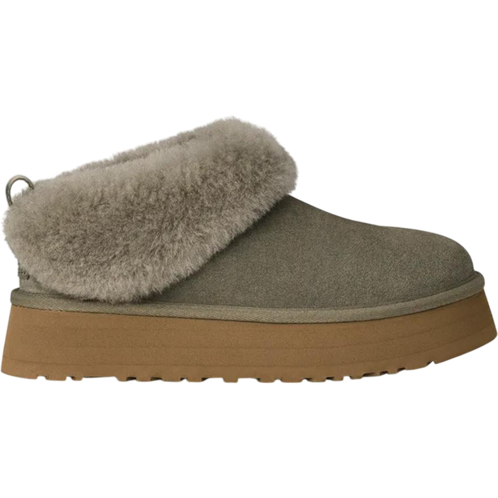 UGG Tazzelle women’s slippers in Moss Green — plush comfort with suede details and a modern winter-casual look.